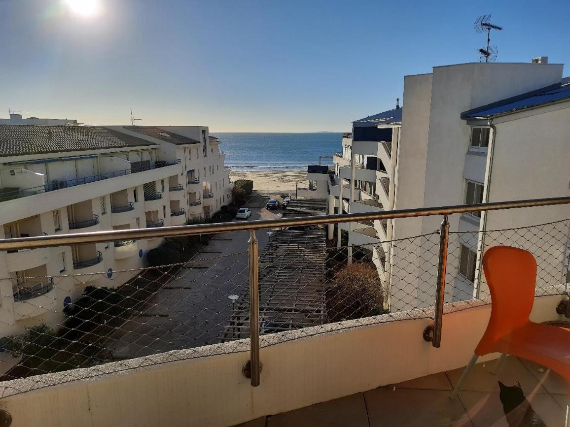 Residence Chateau Leenhardt - Appartement T2 Face A La Mer ル・グロー・デュ・ロワ エクステリア 写真