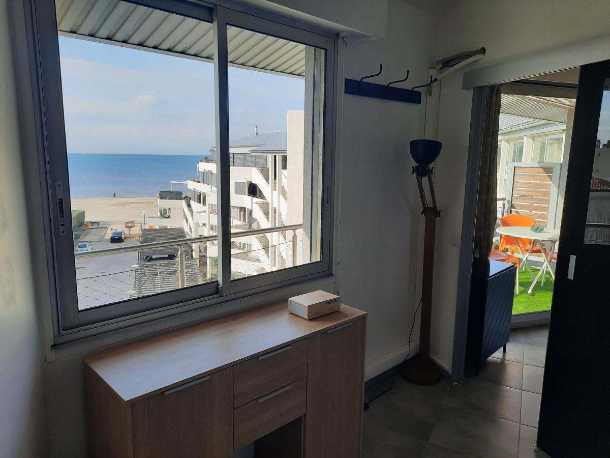 Residence Chateau Leenhardt - Appartement T2 Face A La Mer ル・グロー・デュ・ロワ エクステリア 写真
